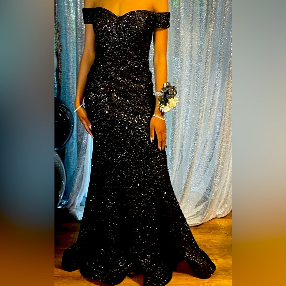 Beautiful all black sequin evening gown / prom dress .